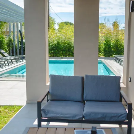 Apartmán Grand Pool Kourouta