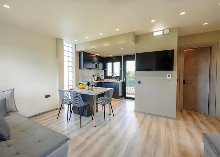 Апартаменты Grand Pool *