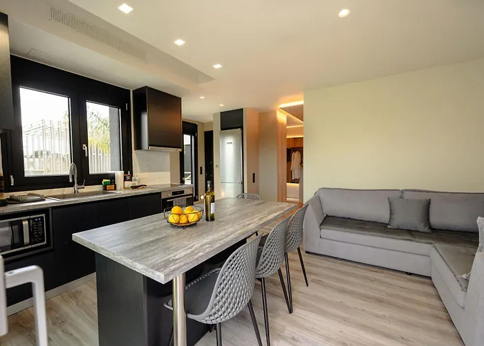 Апартаменты Grand Pool *