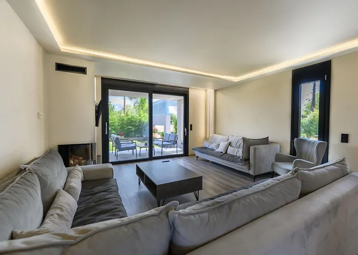 Grand Pool Διαμέρισμα