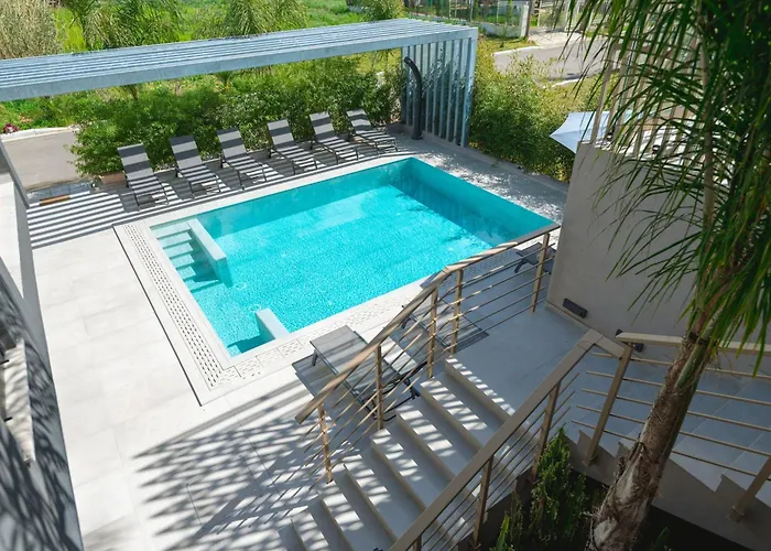 Апартаменты Grand Pool