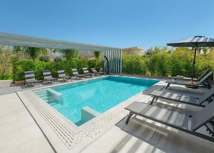 Διαμέρισμα Grand Pool *